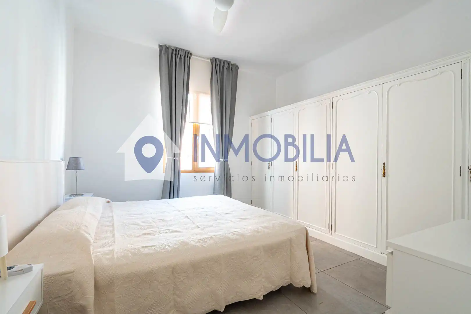 Habitación de Piso en venta en Madrid con Aire acondicionado y Calefacción