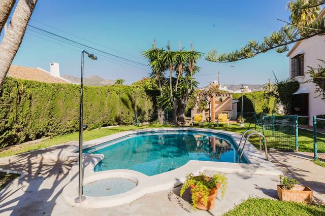 Casa-chalet en Venta en El Candado