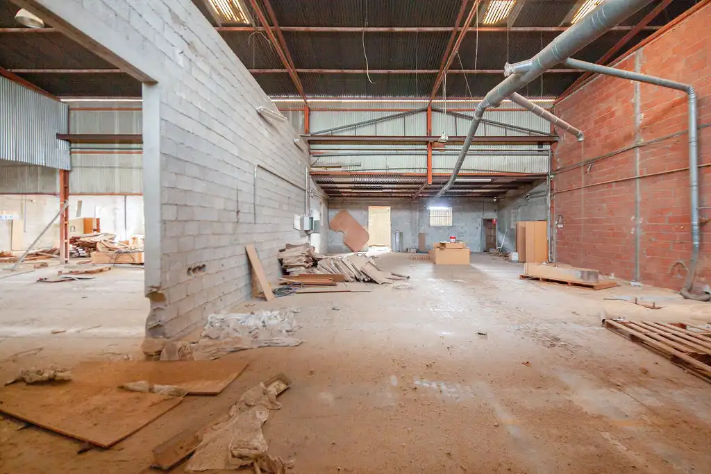 Industriegebäude zum Verkauf in I-5 Albaida Pol-10 88, imagen 2