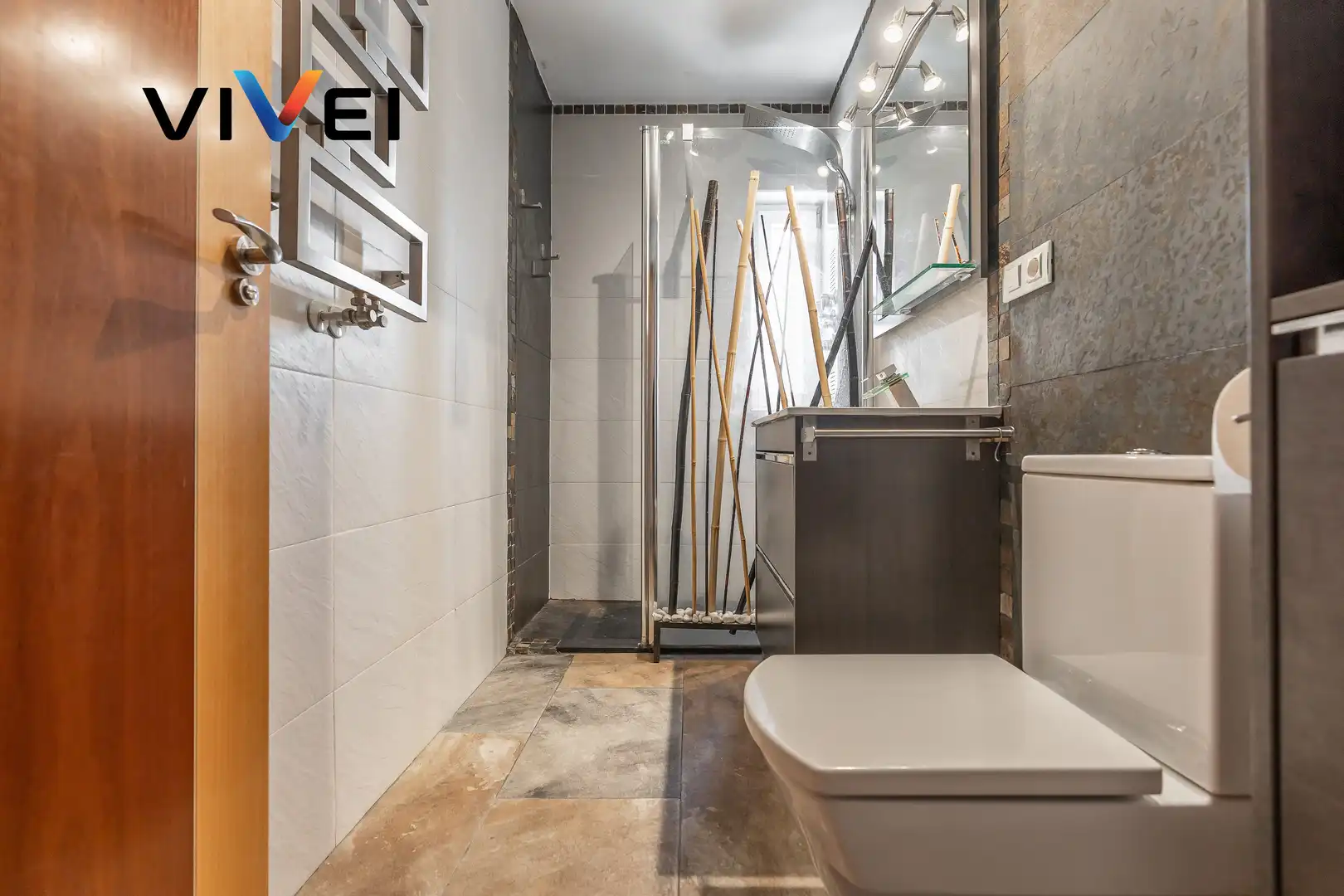 Baño de Ático en venta en Carabanchel