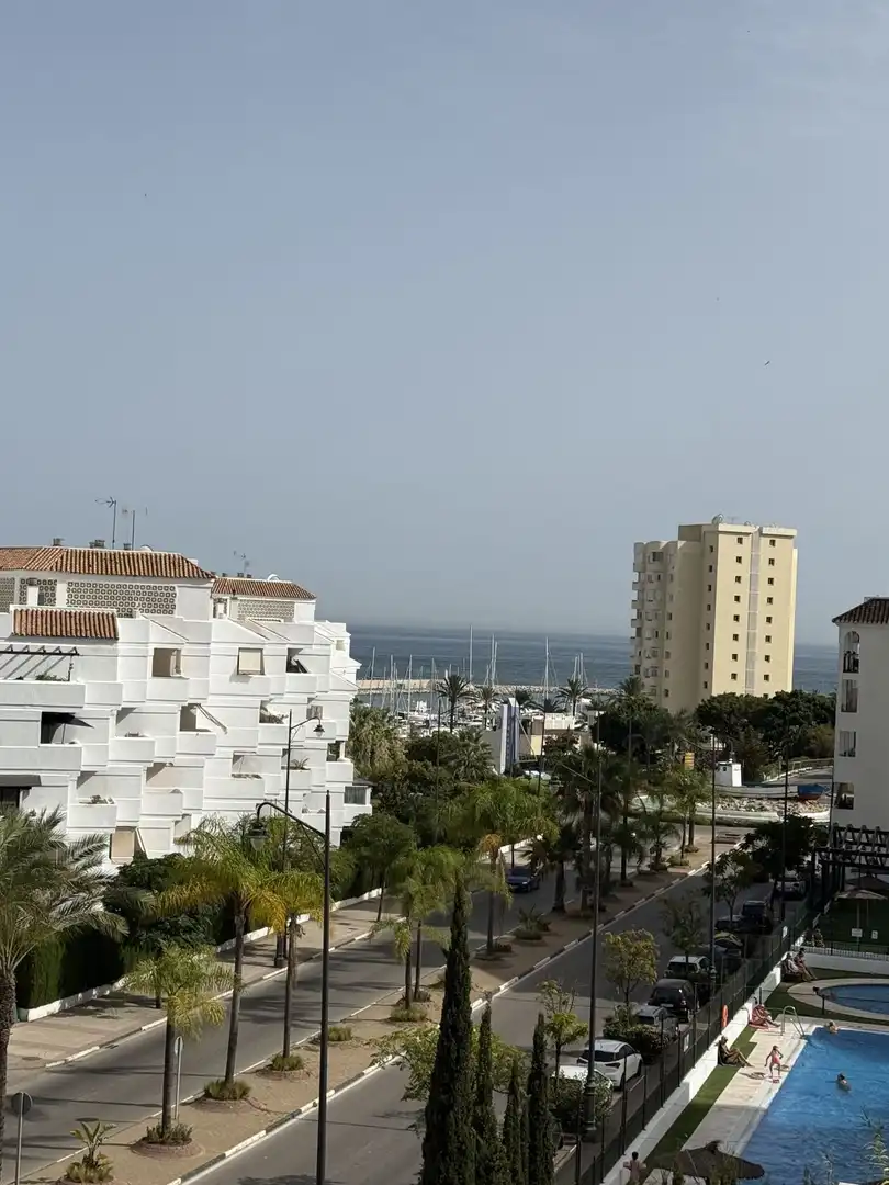 Apartament amb piscina en venda a Estepona Pueblo, imagen 3
