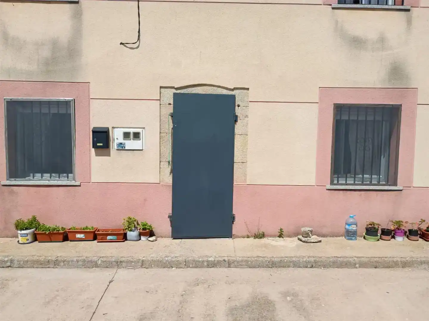 Exterior view of Flat for sale in Peralejos de Arriba  with Private garden, Storage room and Furnished