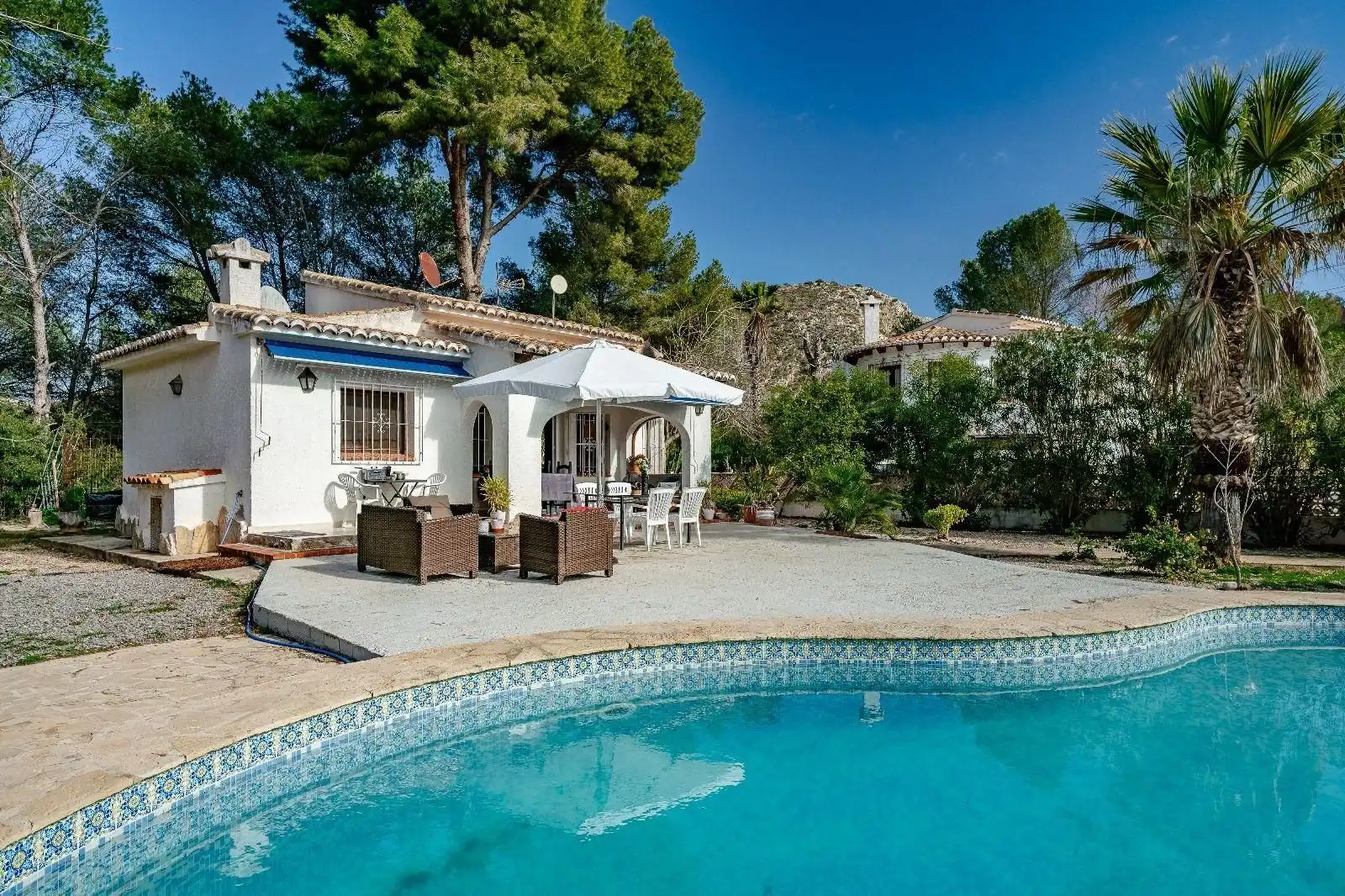 Casa amb piscina en venda a Casco Urbano