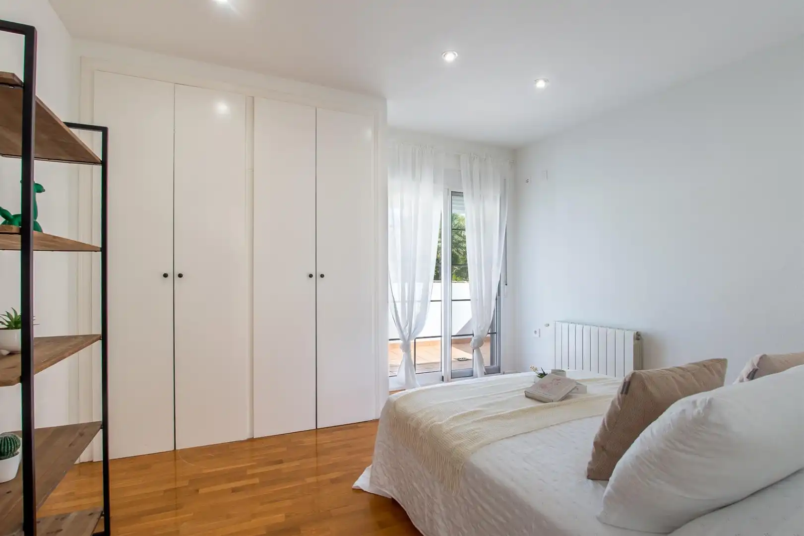 Habitación de Casa o chalet en venta en Molina de Segura con Aire acondicionado, Calefacción y Jardín privado