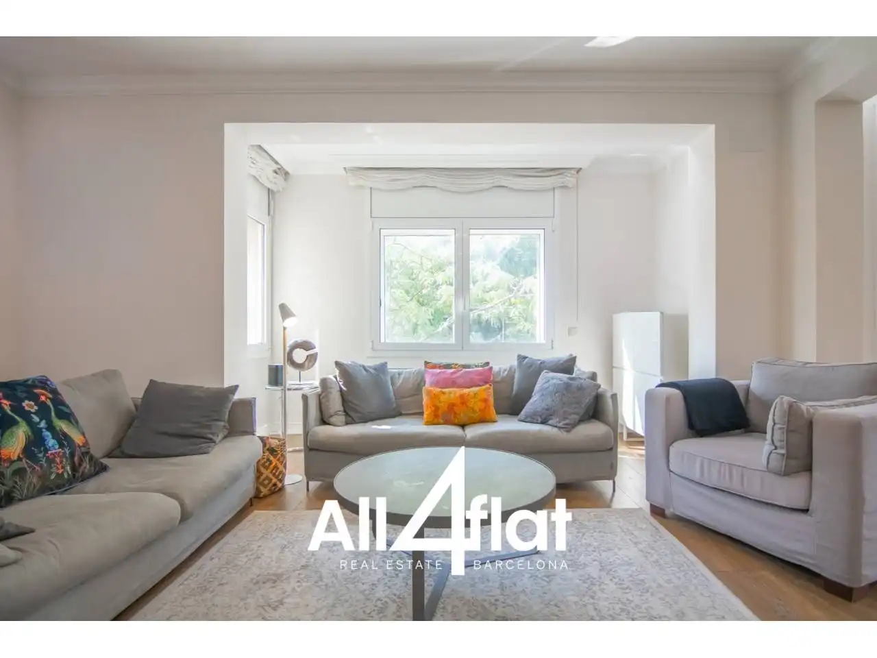 Living room of Flat for sale in Barcelona  with Air Conditioner, Heating and Parquet flooring