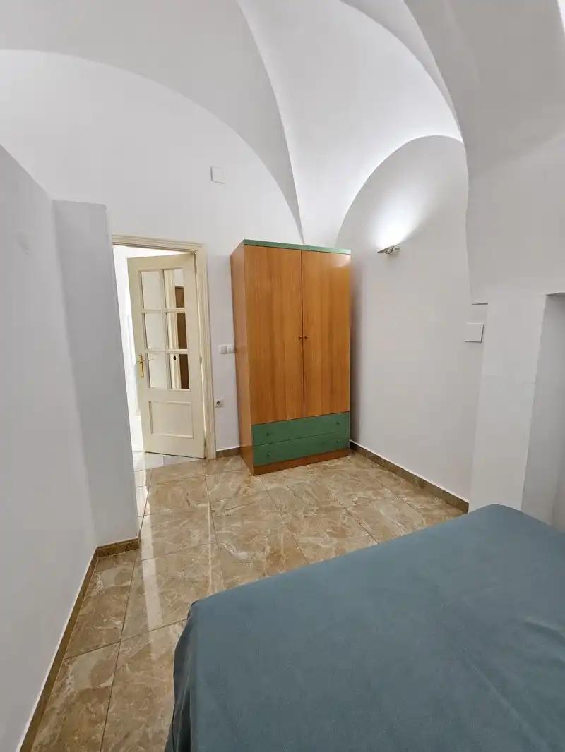 Schlafzimmer von Wohnungen zur Miete in Cáceres mit Klimaanlage, Heizung und Privatgarten