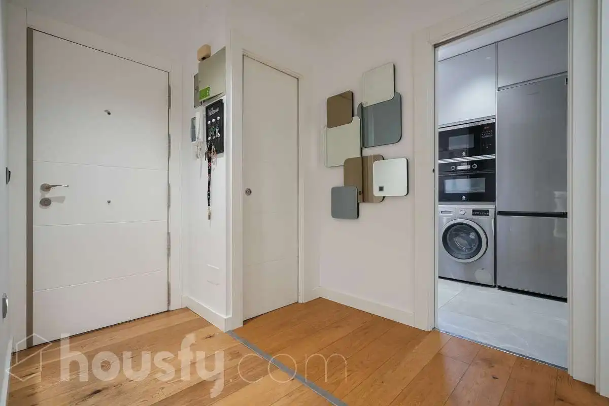 Duplexes for sale in Madrid  with Air Conditioner, Heating and Storage room