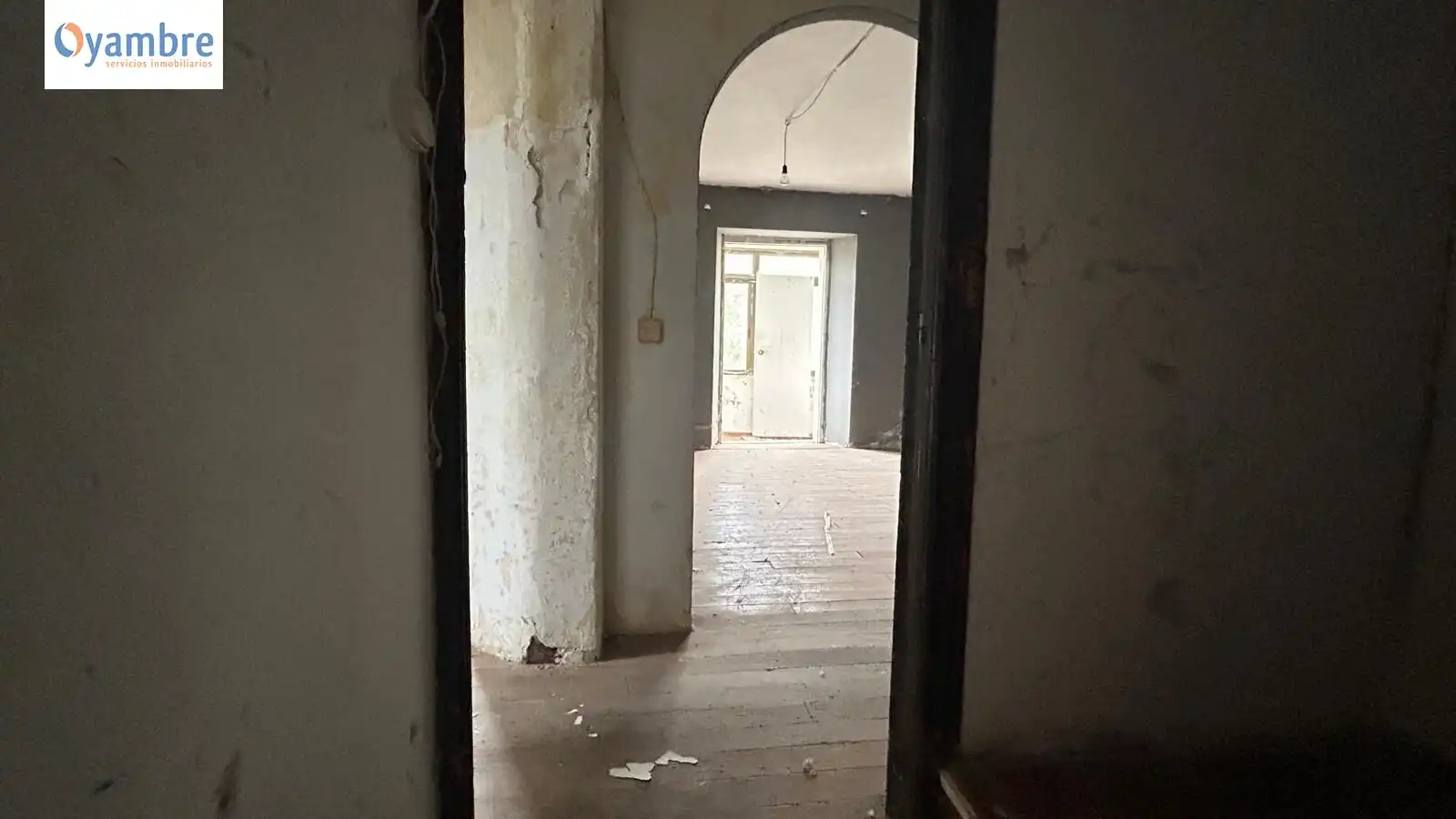 Piso en venta en Hazas de Cesto con Balcón