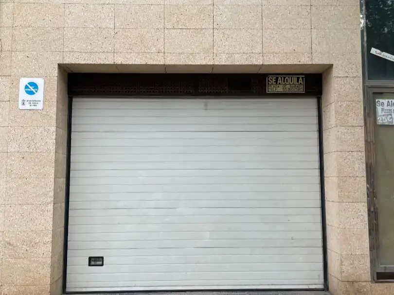 Aparcament de Garatge de lloguer en Yecla, Murcia