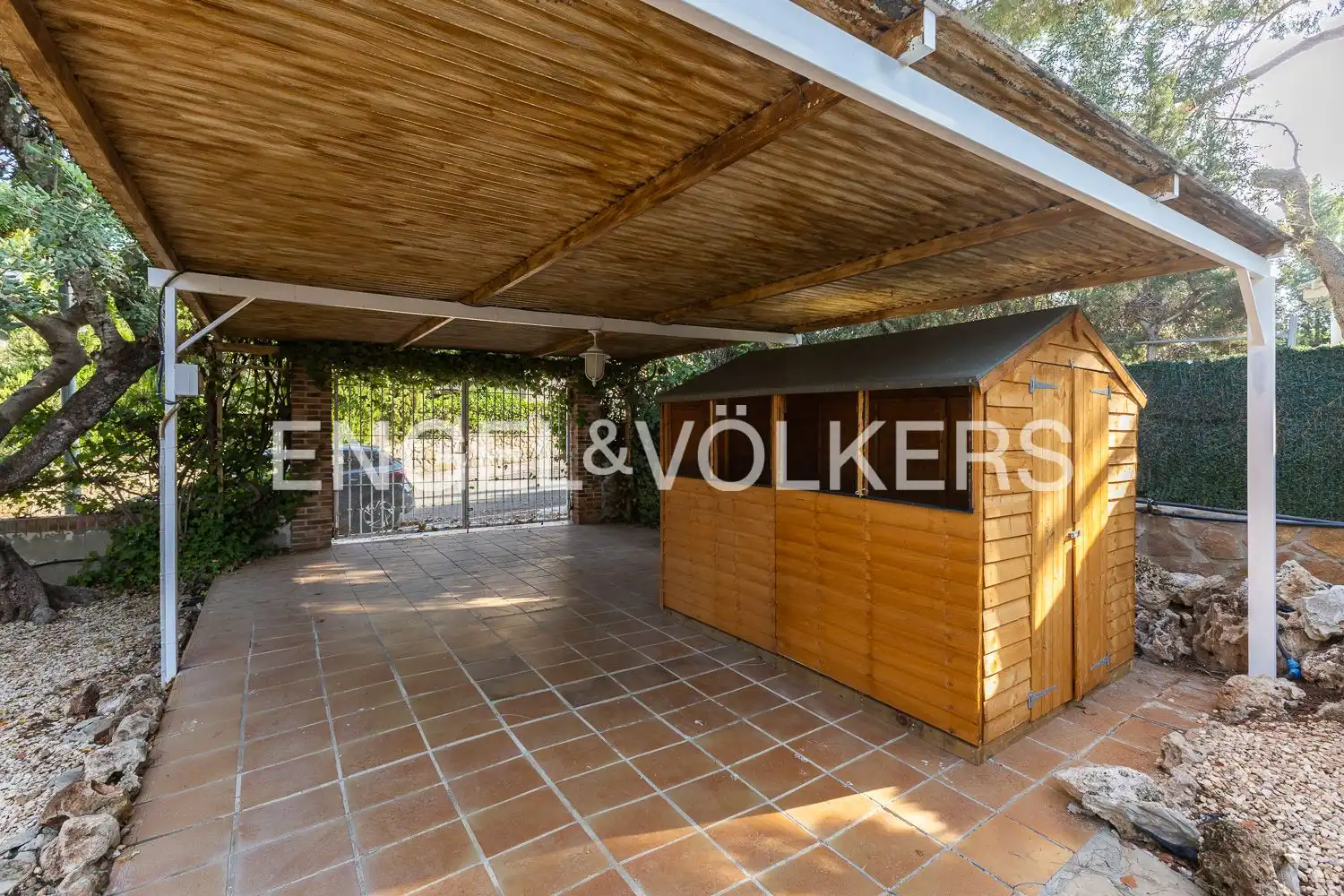 Terraza de Casa o chalet de alquiler en Paterna con Aire acondicionado, Calefacción y Jardín privado