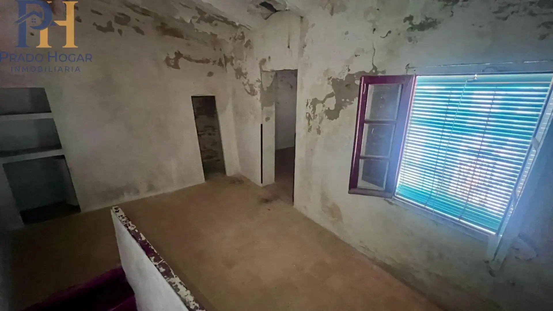 Casa o xalet en venda en Montesclaros amb Balcó