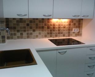 Kitchen of Flat for sale in  Valencia Capital  with Air Conditioner, Oven and Washing machine