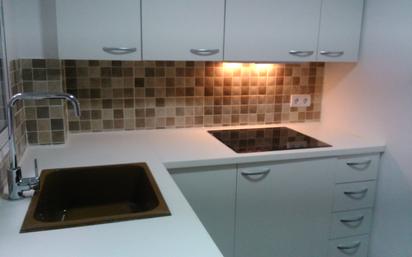 Kitchen of Flat for sale in  Valencia Capital  with Air Conditioner and Balcony