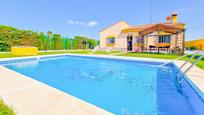 Piscina de Casa o xalet en venda en Chiclana de la Frontera amb Terrassa i Piscina