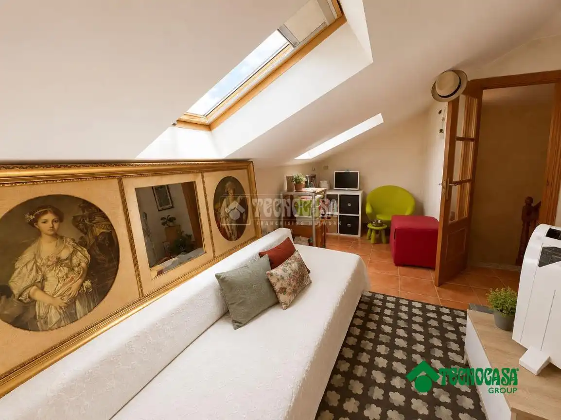 Sala de estar de Casa adosada en venta en Torrijos con Aire acondicionado, Calefacción y Jardín privado