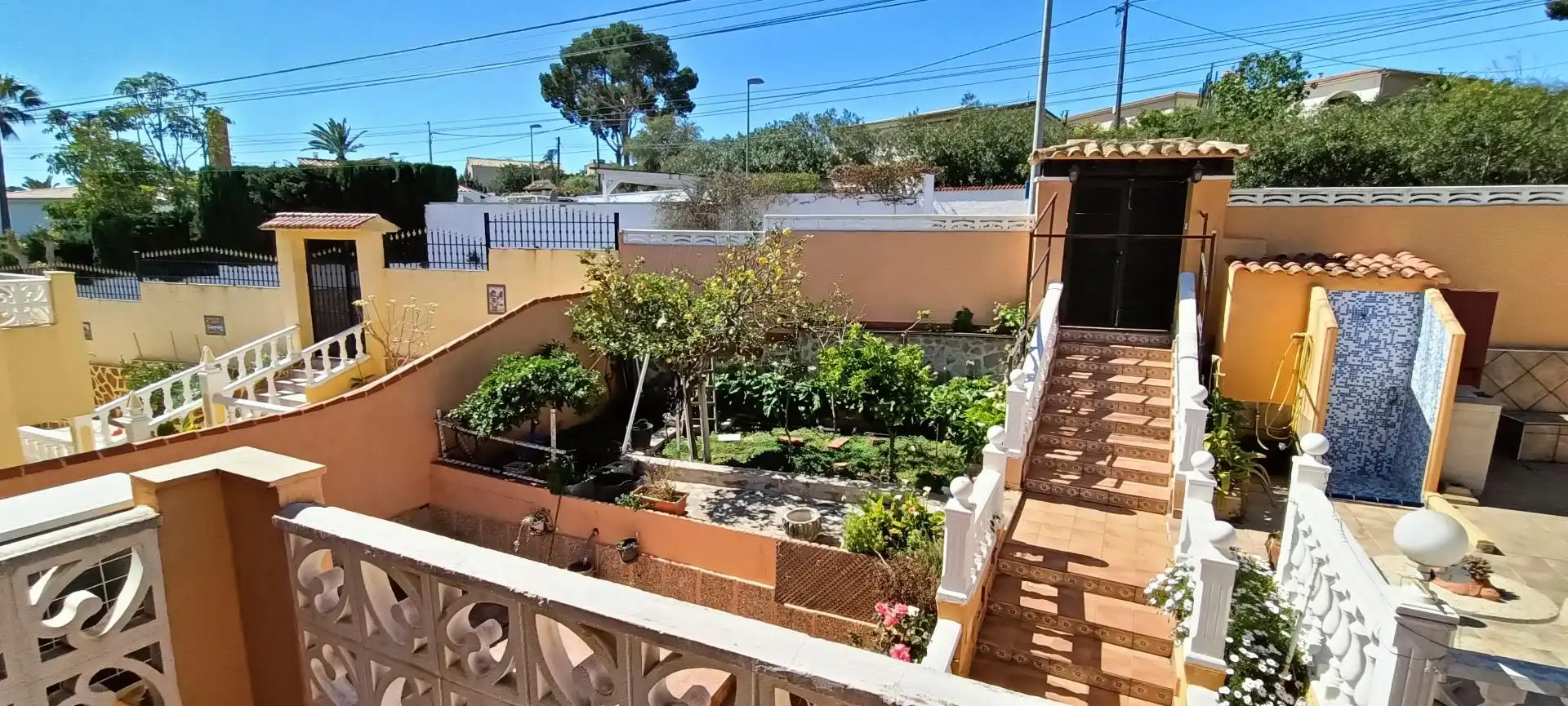 Jardín de Casa o chalet en venta en La Nucia con Aire acondicionado, Jardín privado y Terraza