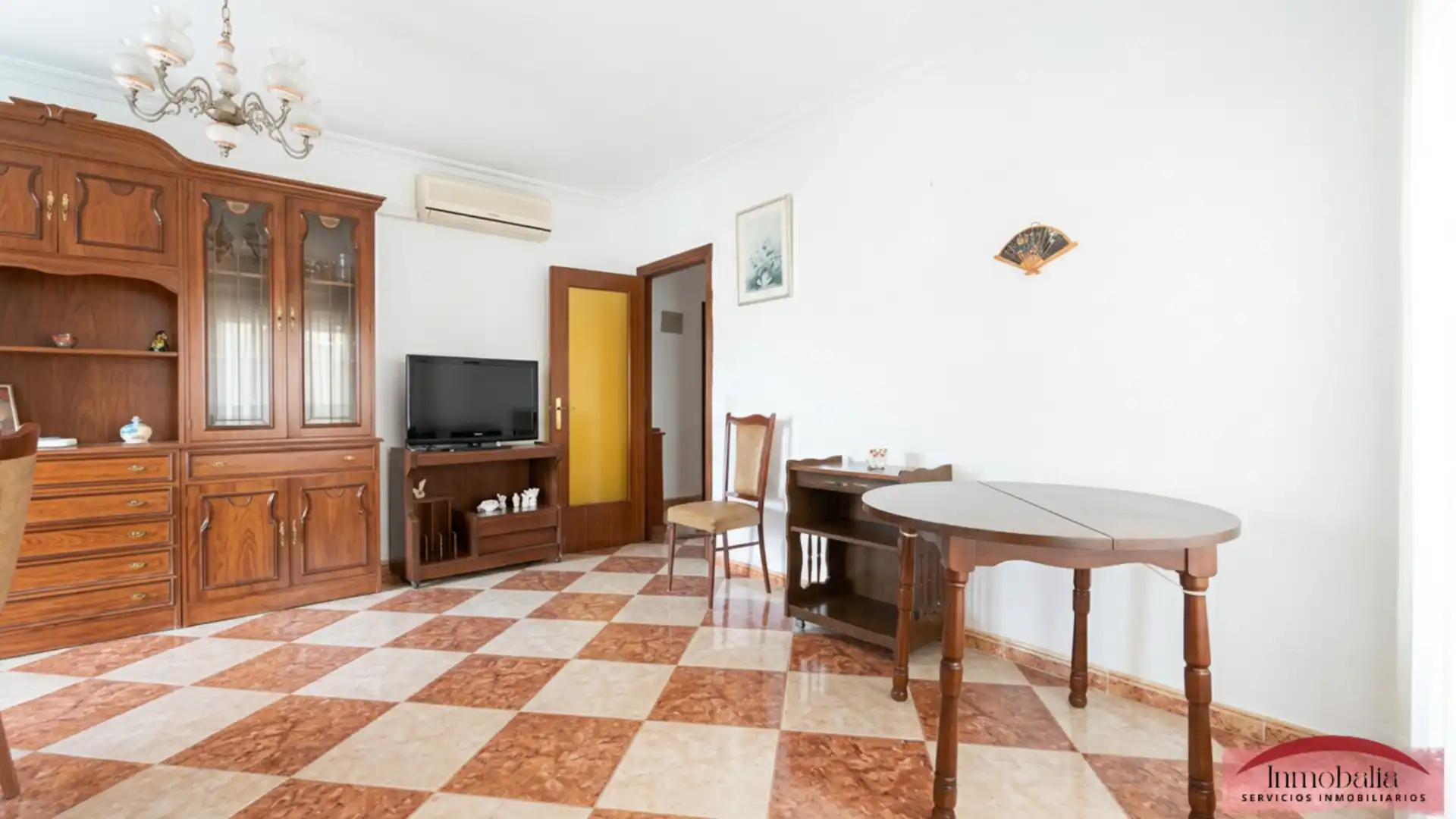 Sala de estar de Piso en venta en Sevilla con Aire acondicionado, Terraza y Amueblado