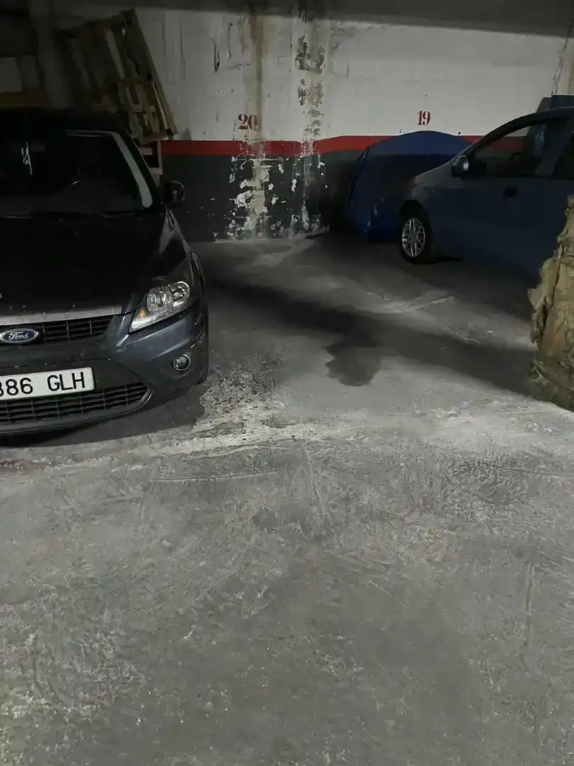 Parkplatz von Garage zur Miete in Chinchibarra - Capuchinos