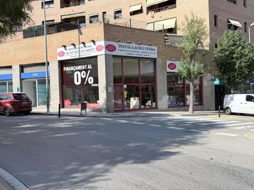 Locale commerciale in affitto a Martorell
