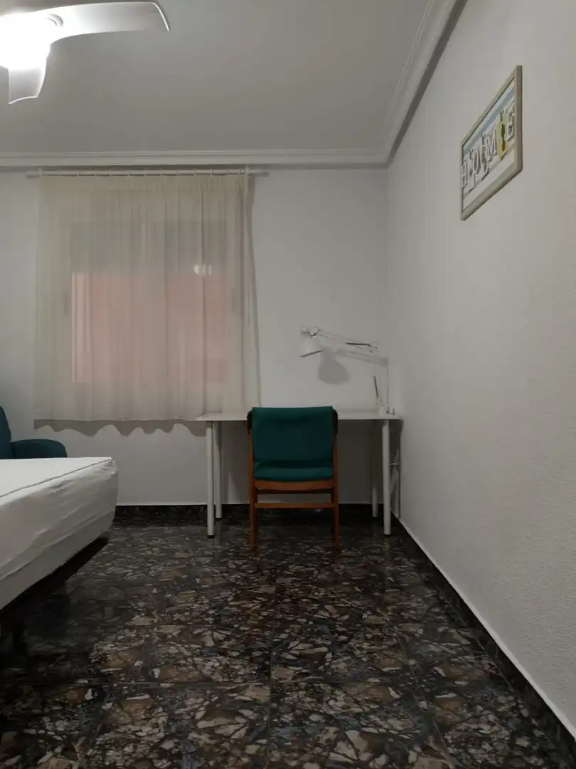 Schlafzimmer von Wohnung zur Miete in Murcia mit Heizung, Abstellraum und Möbliert