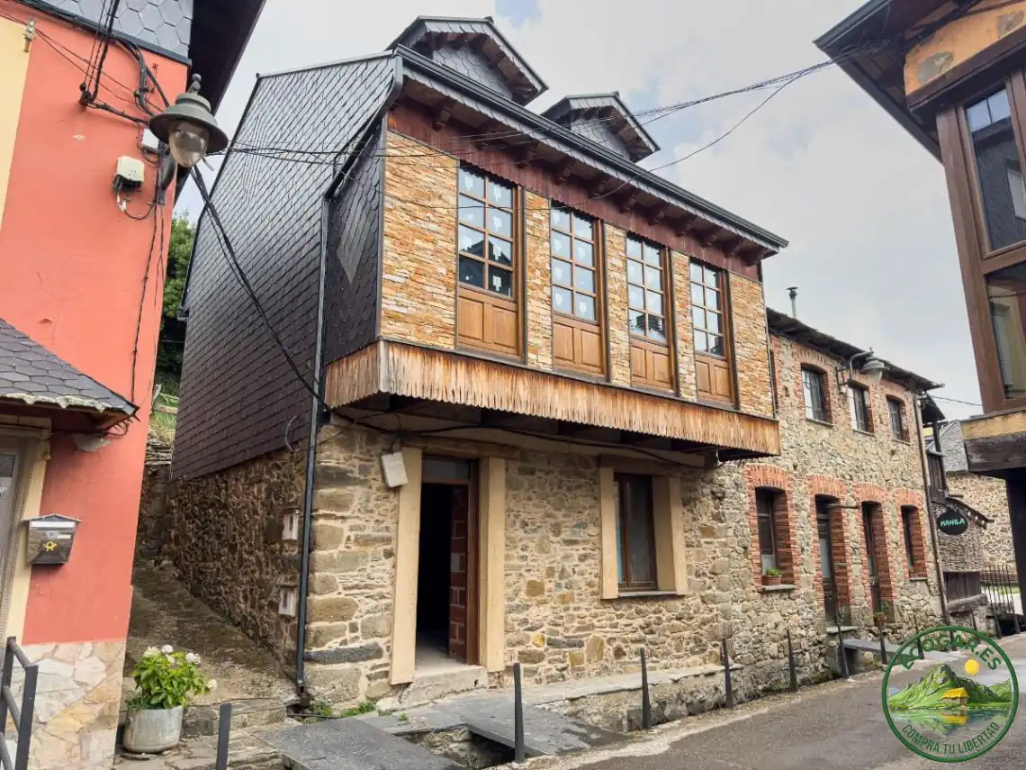 Casa en venta en Folgoso de la Ribera