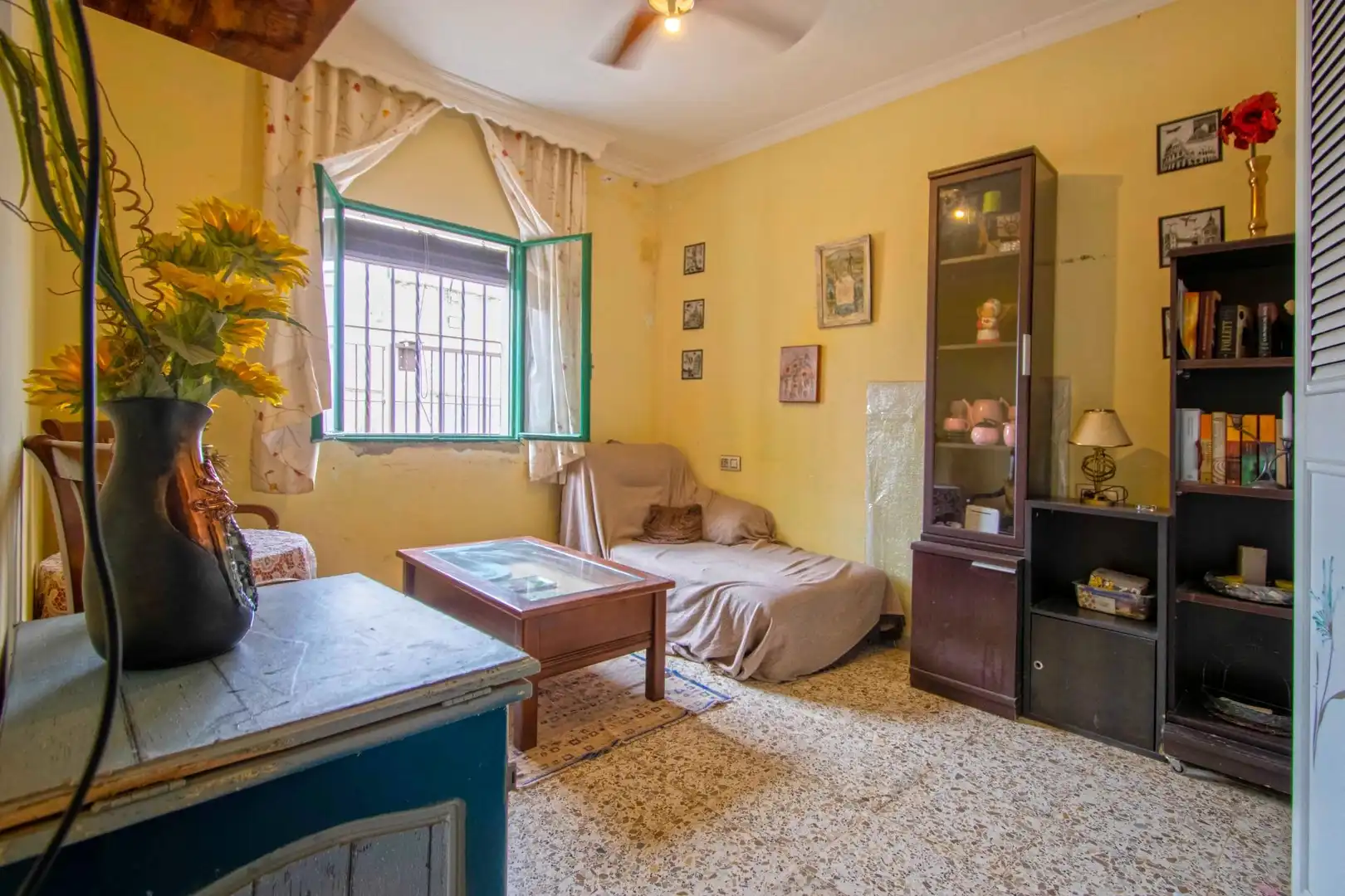 Dormitori de Casa o xalet en venda en La Rinconada amb Terrassa i Piscina