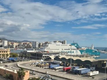 Àtic amb ascensor en venda a Centro