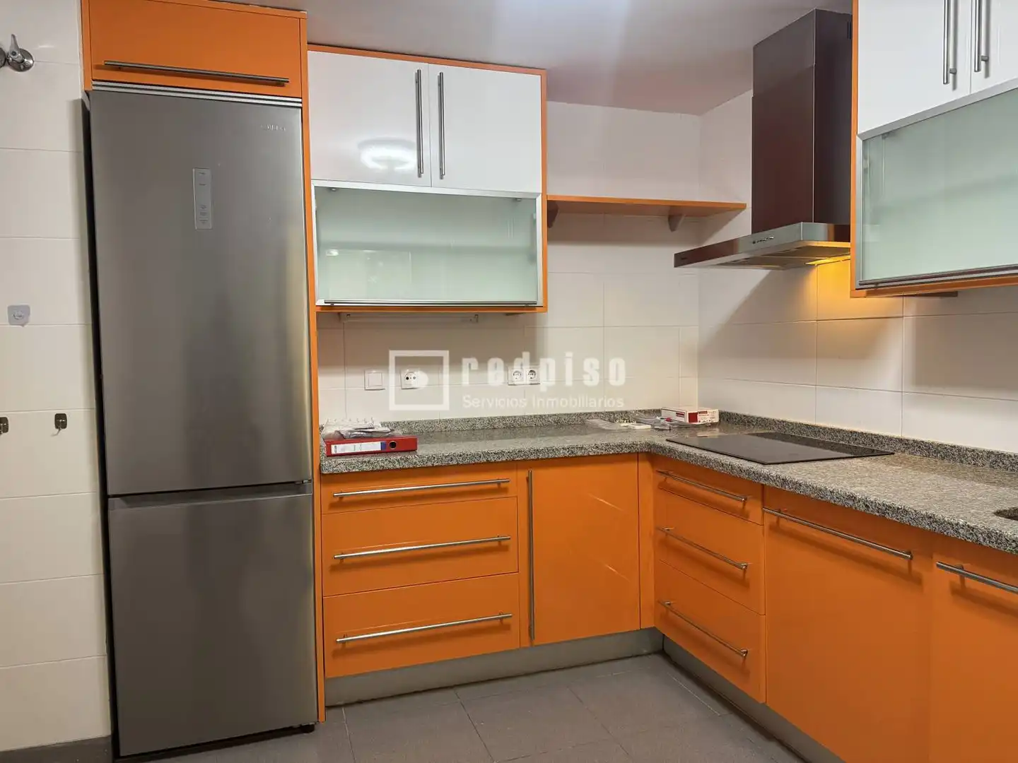 Cocina de Piso de alquiler en Madrid con Aire acondicionado, Calefacción y Jardín privado