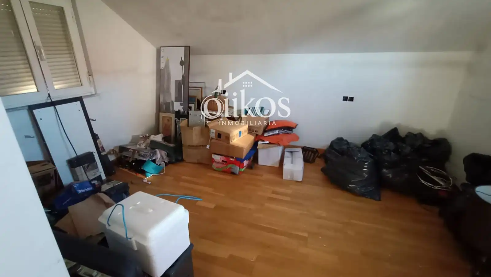 Bedroom of Houses for sale in Calvarrasa de Arriba