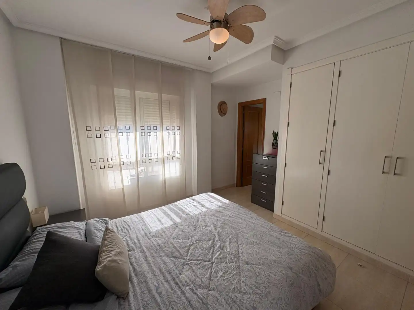 Dormitori de Apartament en venda en Almoradí amb Aire condicionat, Traster i Piscina comunitària