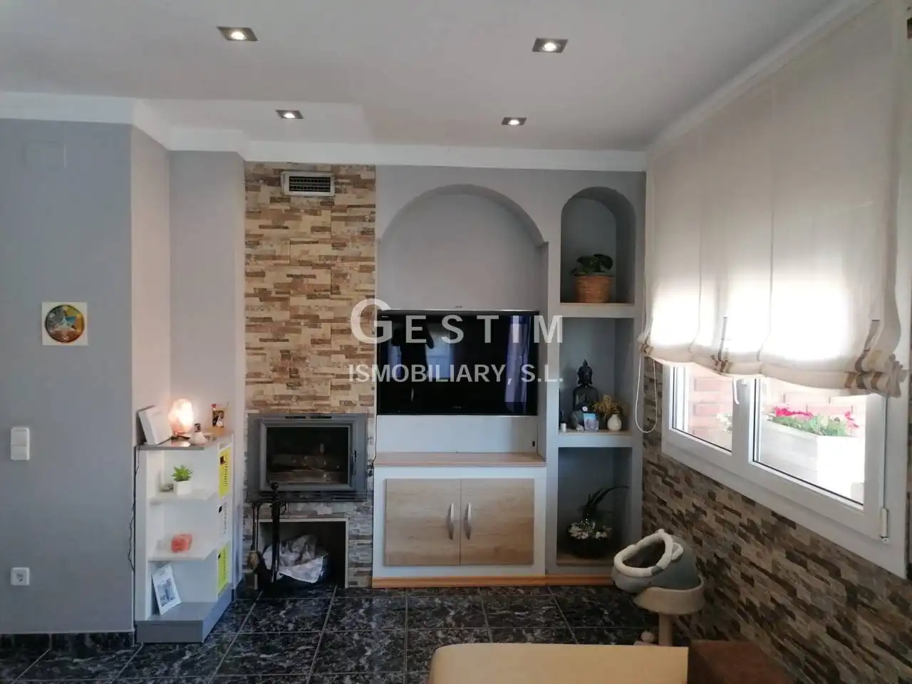 Sala de estar de Piso en venta en Manlleu con Calefacción, Terraza y Balcón