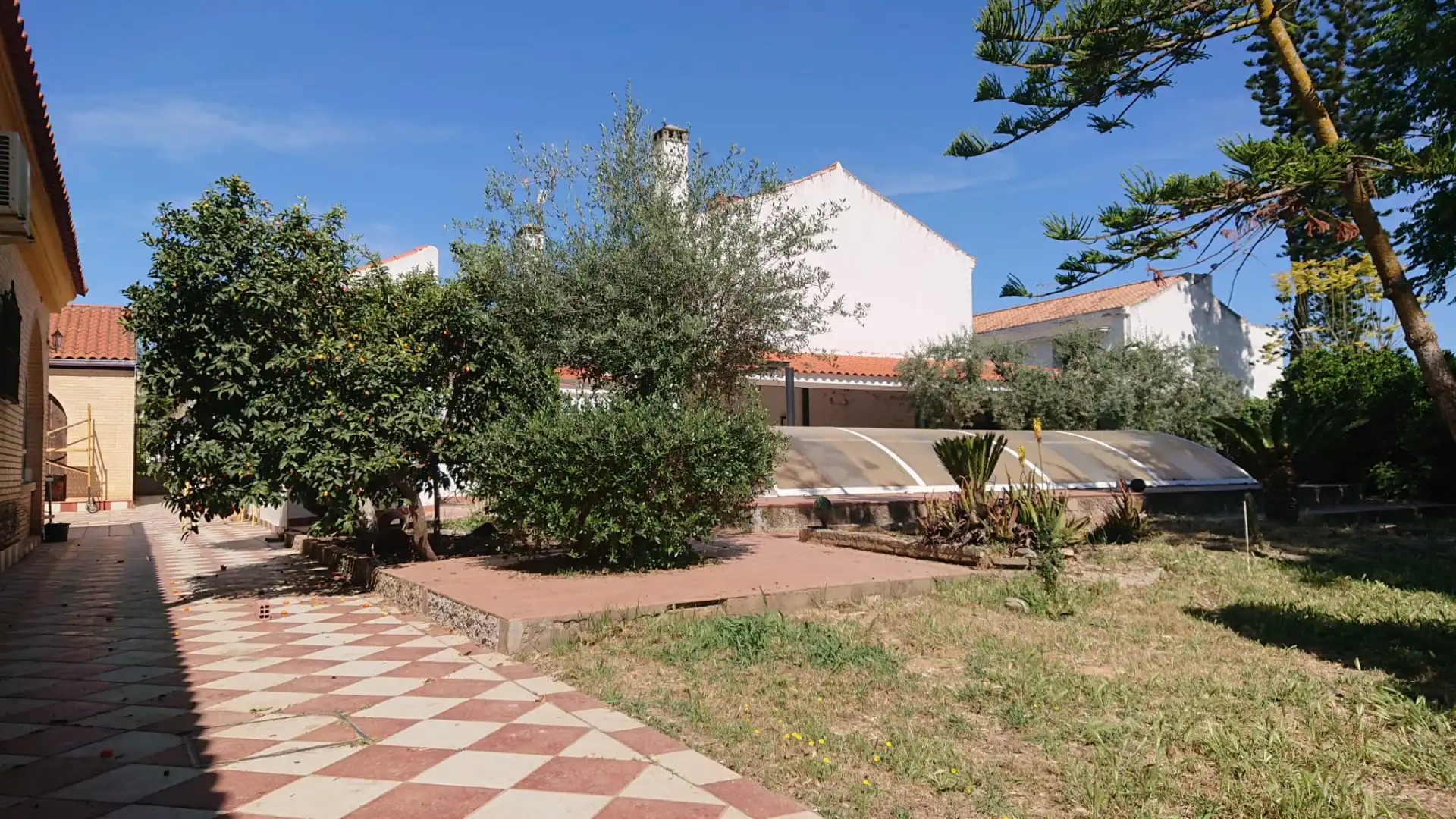 Jardín de Casa o chalet en venta en Espartinas con Aire acondicionado, Jardín privado y Terraza