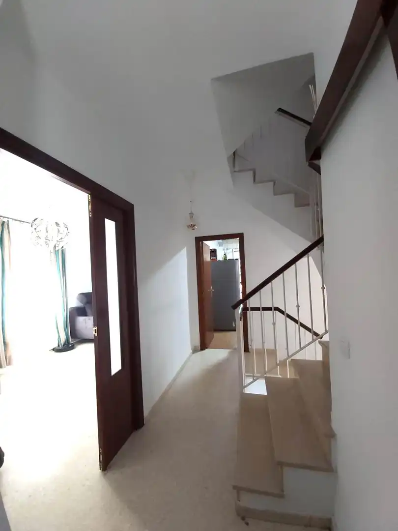 Haus oder Chalet zum Verkauf in Utrera mit Klimaanlage, Heizung und Abstellraum