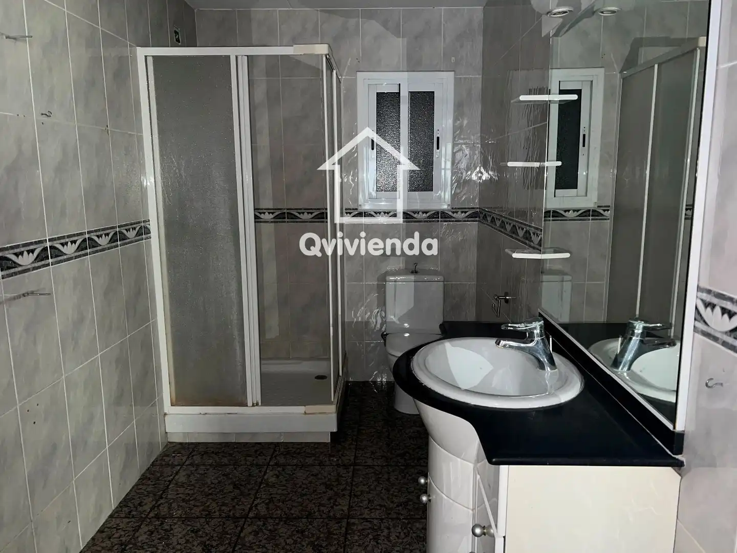 Bathroom of Attic for sale in Mollet del Vallès