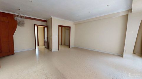 Foto 2 de Piso en venta en Virgen de Lujan, Los Remedios, Sevilla Capital