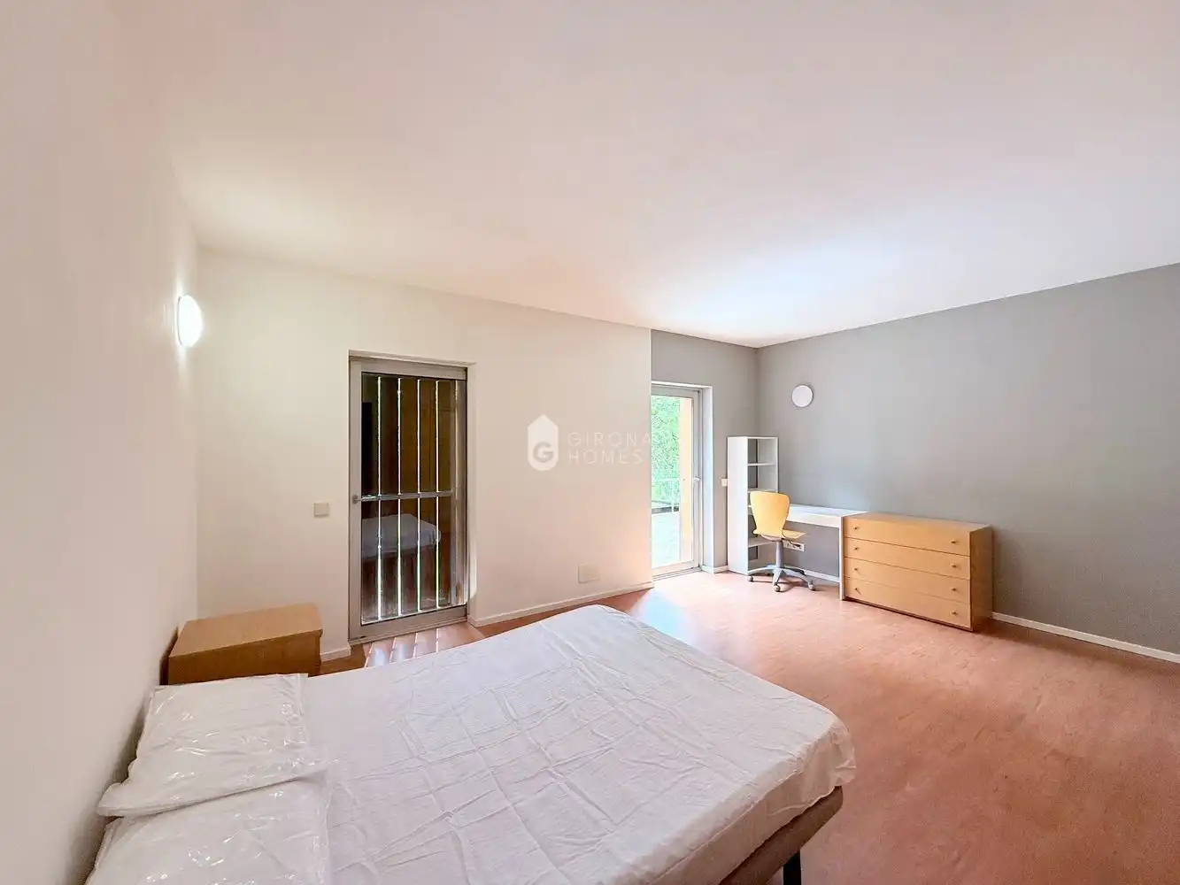 Dormitori de Casa o xalet de lloguer en Girona amb Aire condicionat, Calefacció i Jardí privat