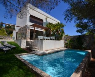 Piscina de Casa adosada en venda en Orihuela amb Aire condicionat, Jardí privat i Piscina