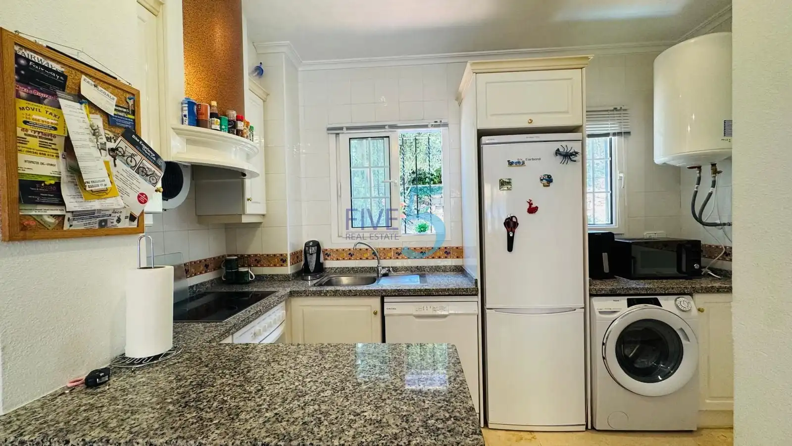 Küche von Wohnung zum Verkauf in Orihuela mit Klimaanlage, Terrasse und Schwimmbad
