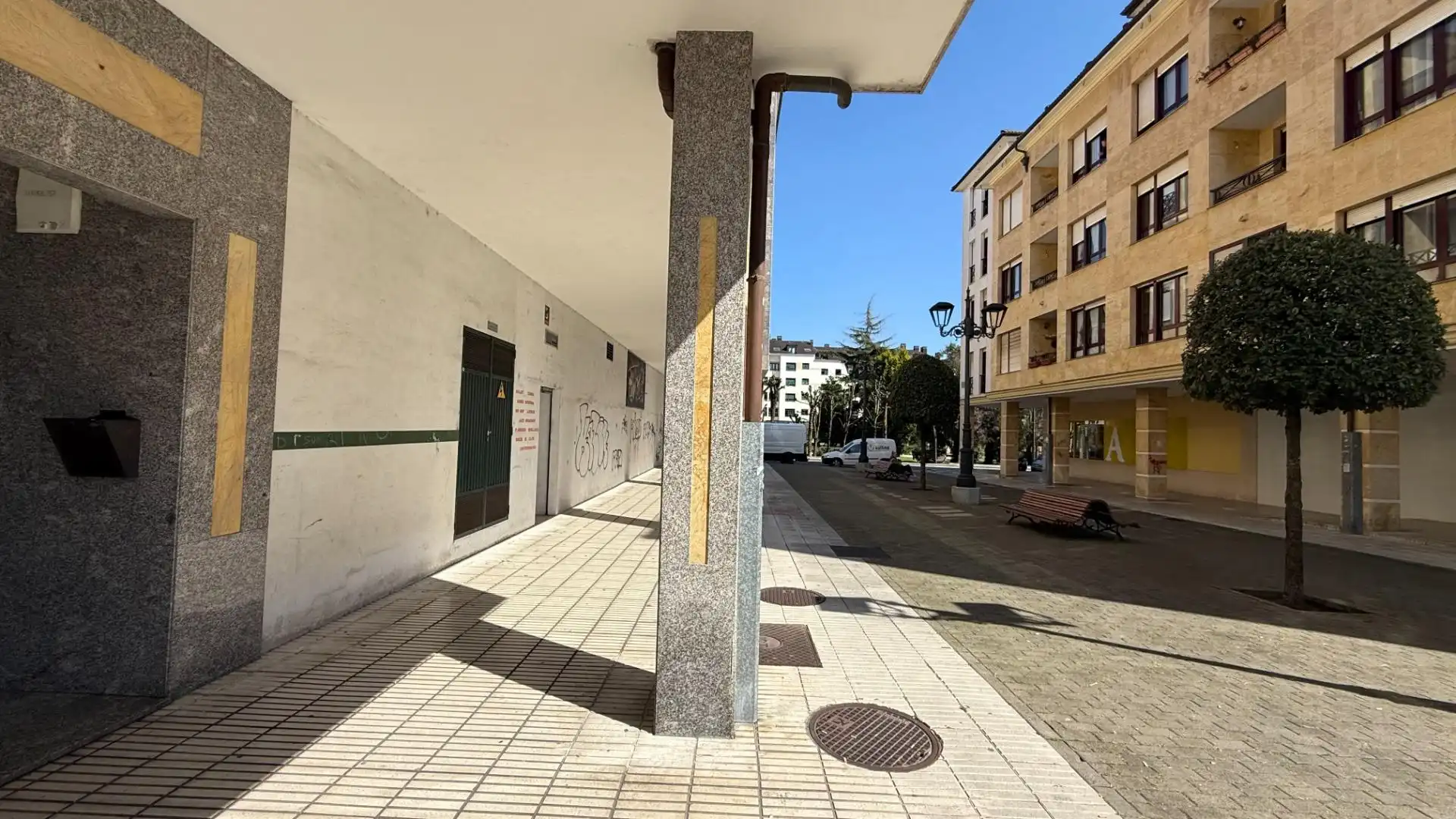 Vista exterior de Àtic en venda en Llanera