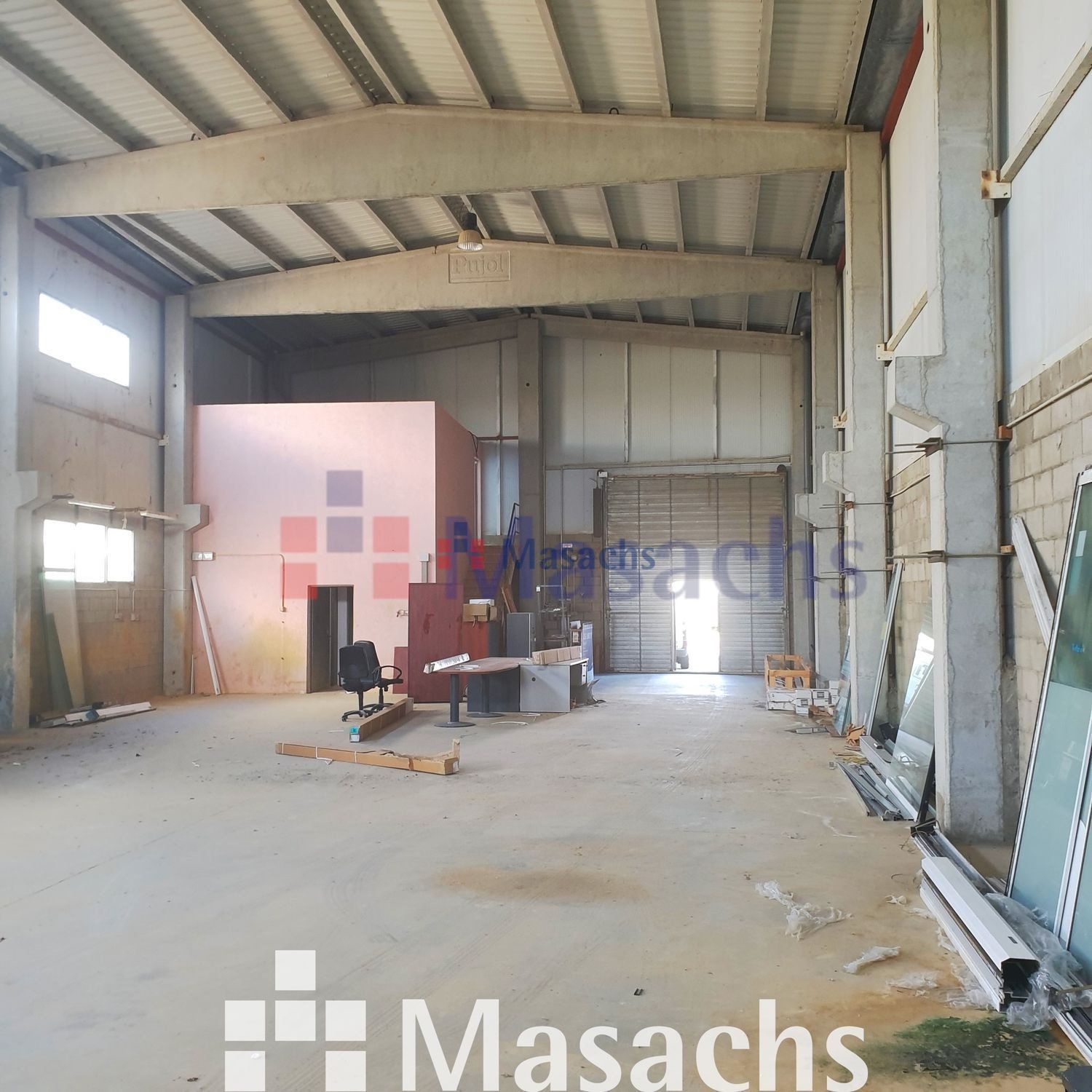 Industrial buildings to rent in Forallac