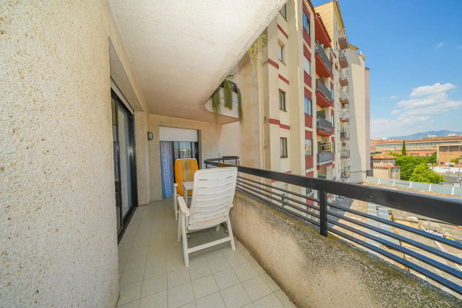 Terraza de Piso en venta en Girona con Calefacción, Parquet y Terraza
