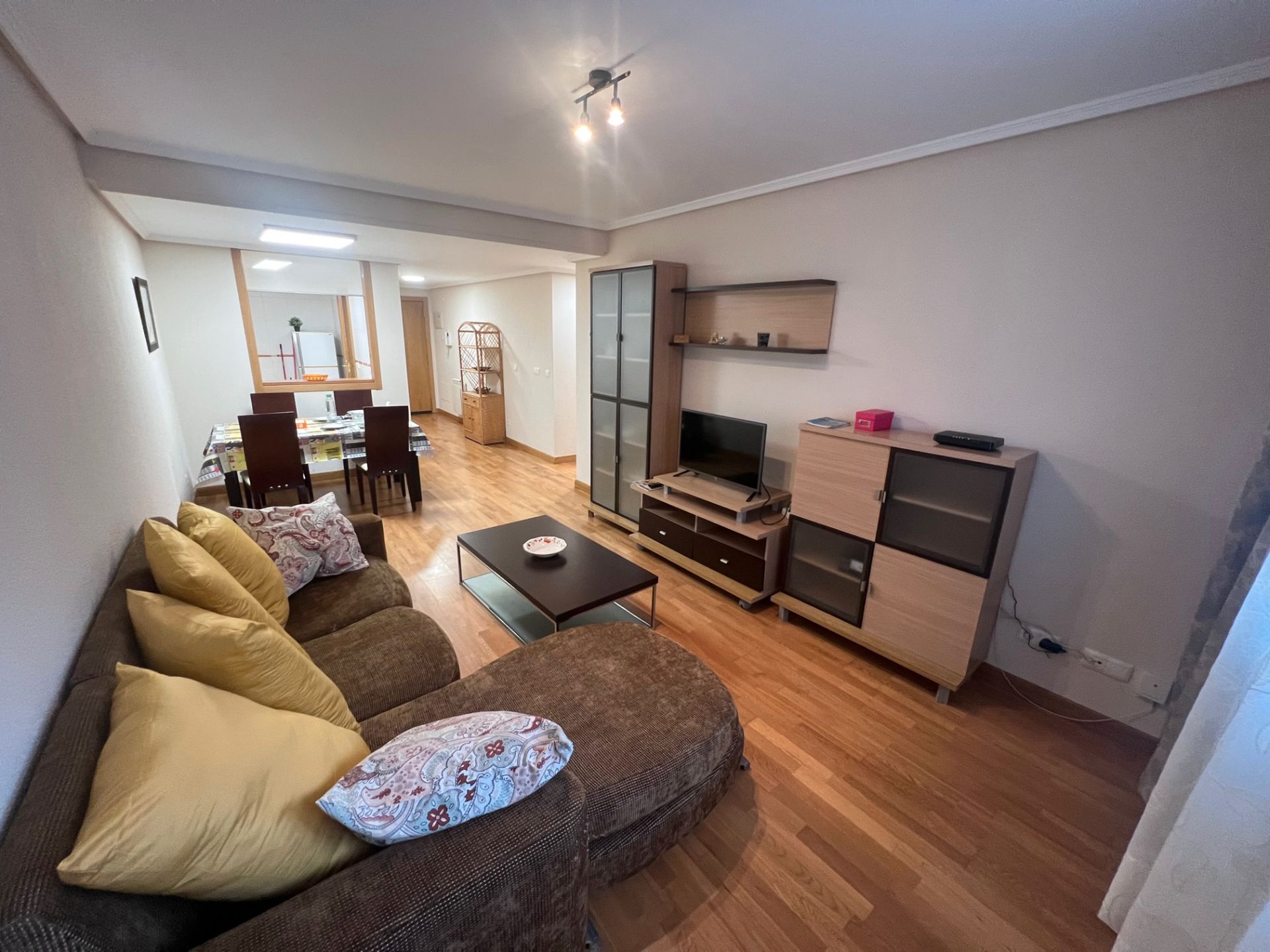 Living room of Apartment for sale in Cistérniga  with Heating, Parquet flooring and Storage room