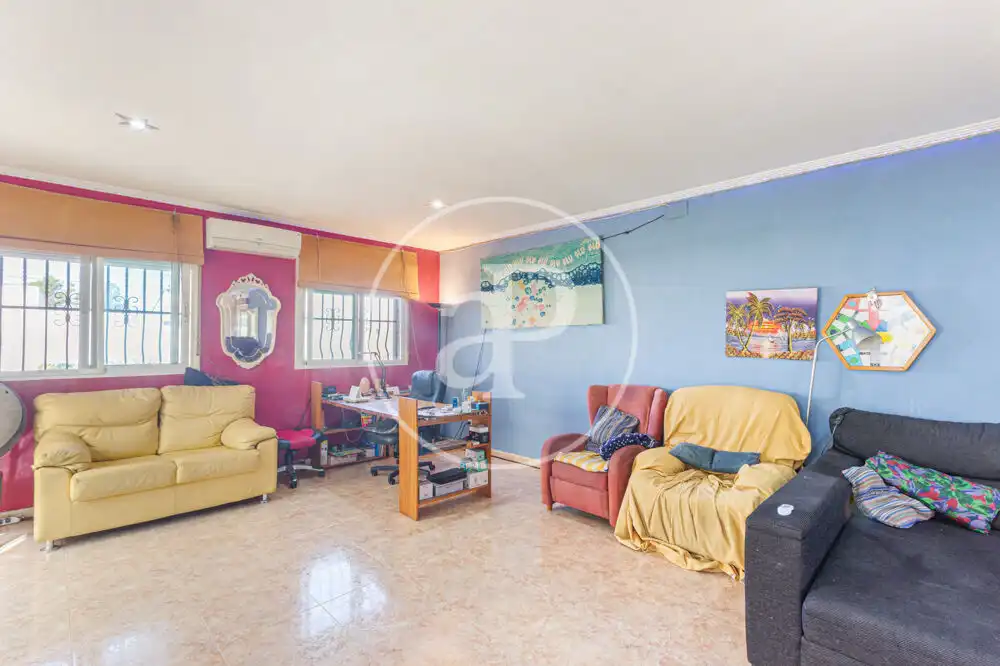 Living room of Houses for sale in Olocau  with Air Conditioner, Heating and Private garden