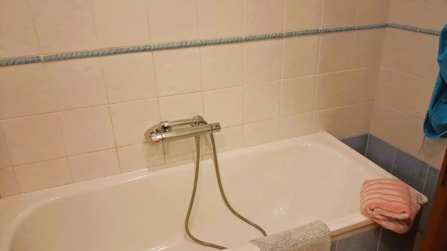 Bathroom of Flat for sale in Villajoyosa / La Vila Joiosa  with Air Conditioner and Terrace