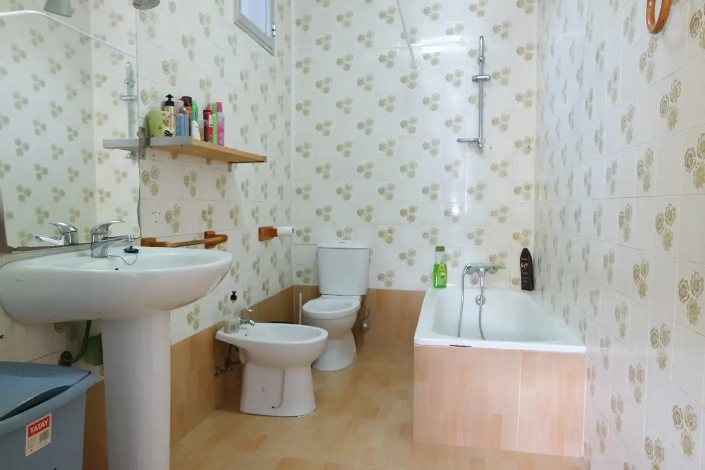 Badezimmer von Haus oder Chalet zum Verkauf in Sanlúcar de Barrameda mit Terrasse, Abstellraum und Balkon