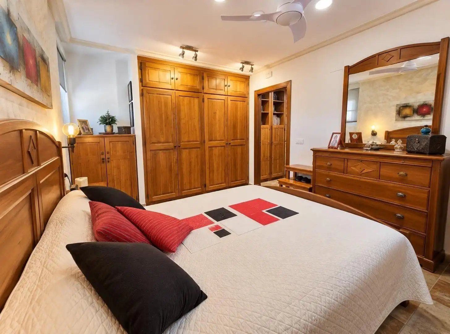 Habitación de Casa o chalet en venta en Petrer, Alicante
