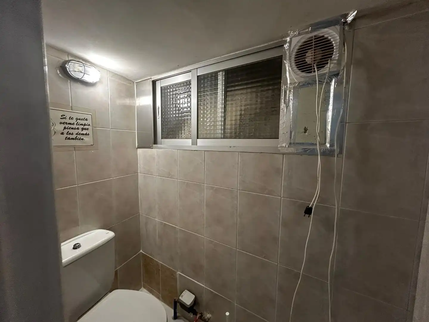Baño de Local de alquiler en Casco Antiguo Sur