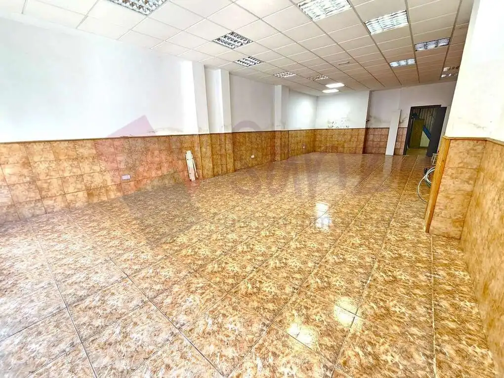 Geschaftsraum zum Verkauf in  Logroño