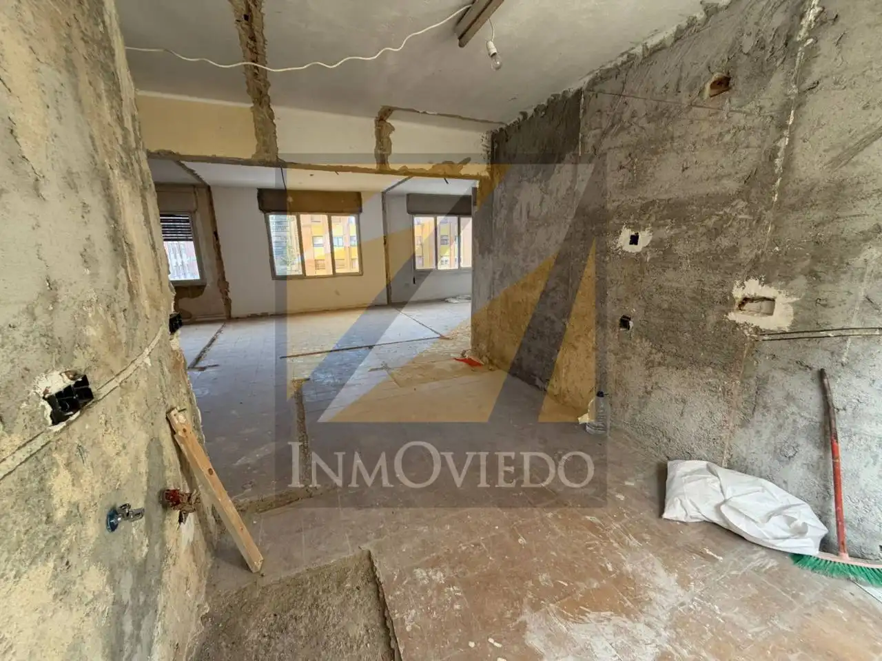 Flat for sale in Oviedo   with Heating