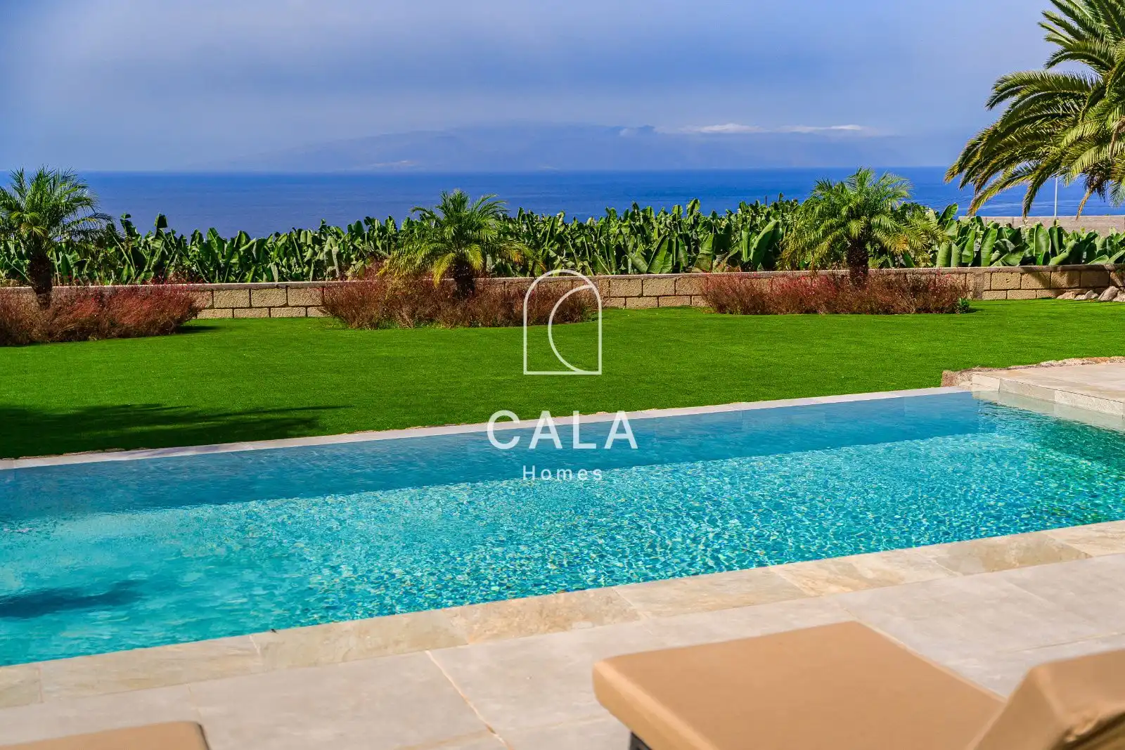 Garden of Houses for sale in Marazul - Ricasa